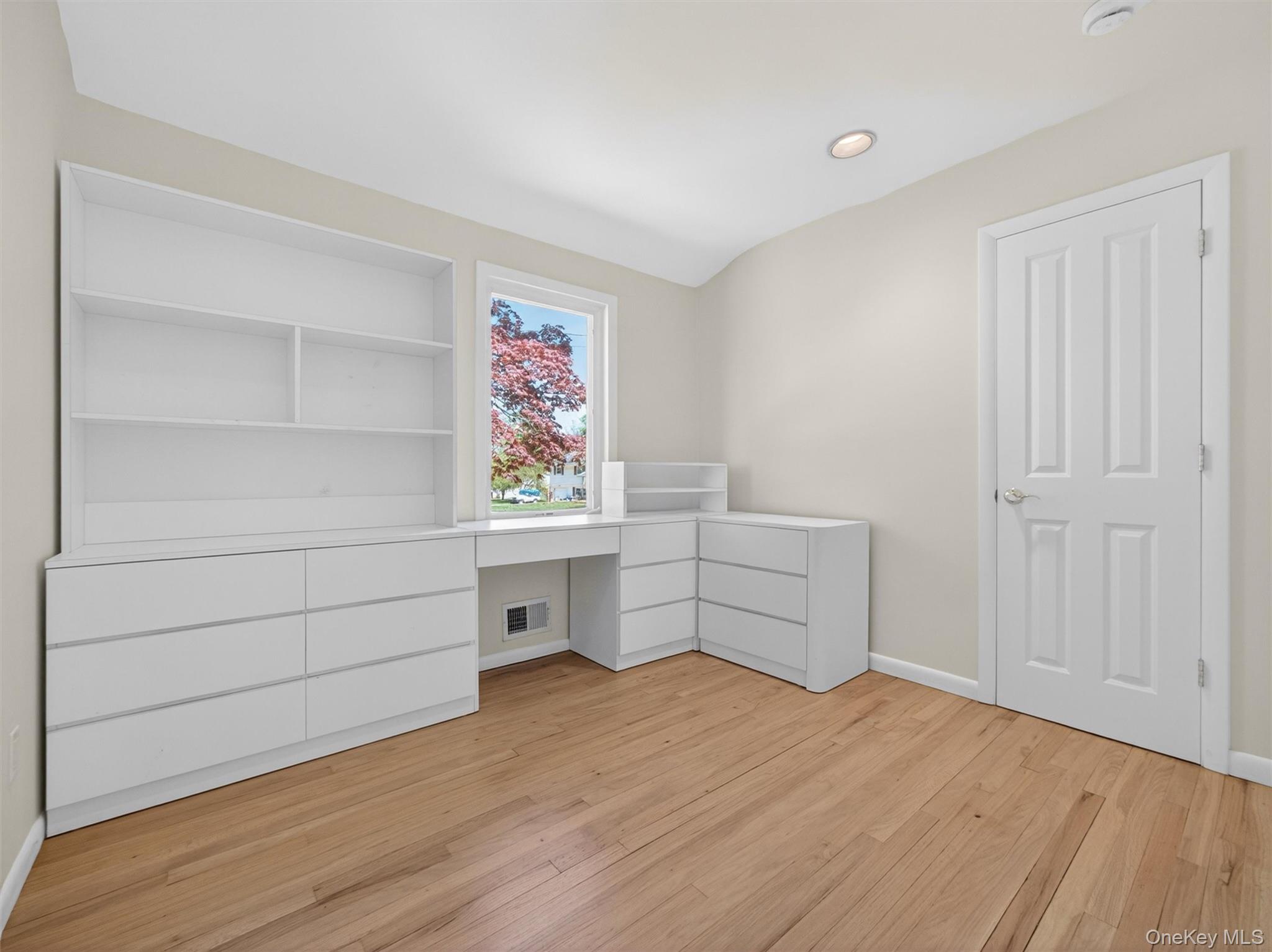 19 Buckingham Road Nanuet, NY 10954 - Photo 24 of 39 Bedroom 4: Generously sized bedroom with hardwood floors and plenty of light.