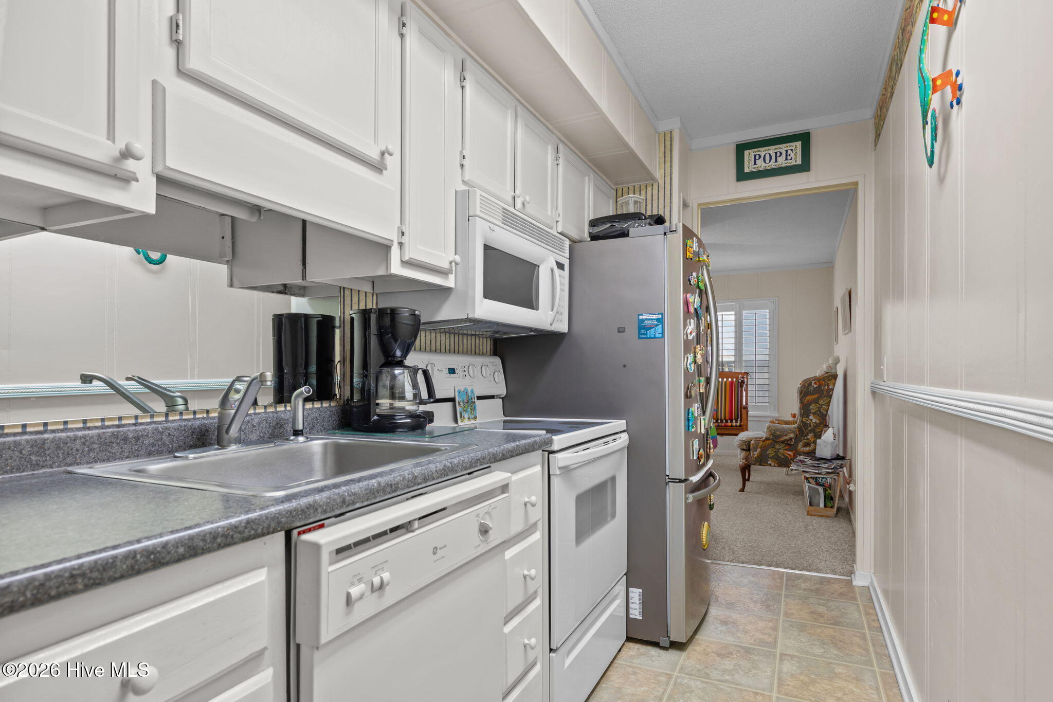 1904 East Fort Macon Road, Unit 307 Atlantic Beach, NC 28512 - Photo 12 of 37 1904 e fort kitchen