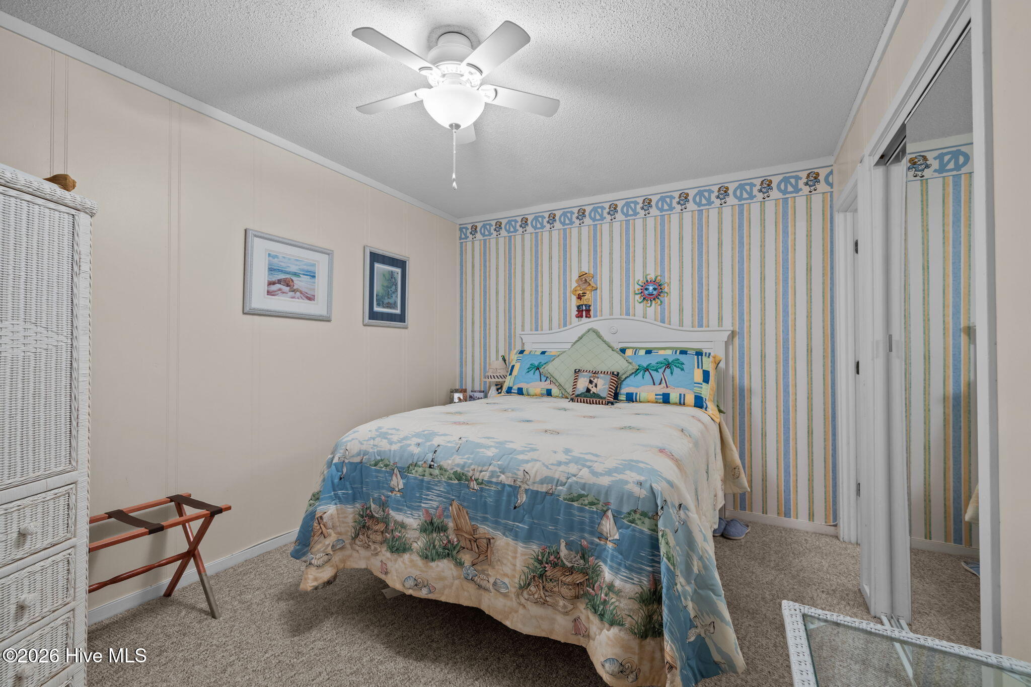 1904 East Fort Macon Road, Unit 307 Atlantic Beach, NC 28512 - Photo 6 of 37 1904 e fort primary br 2