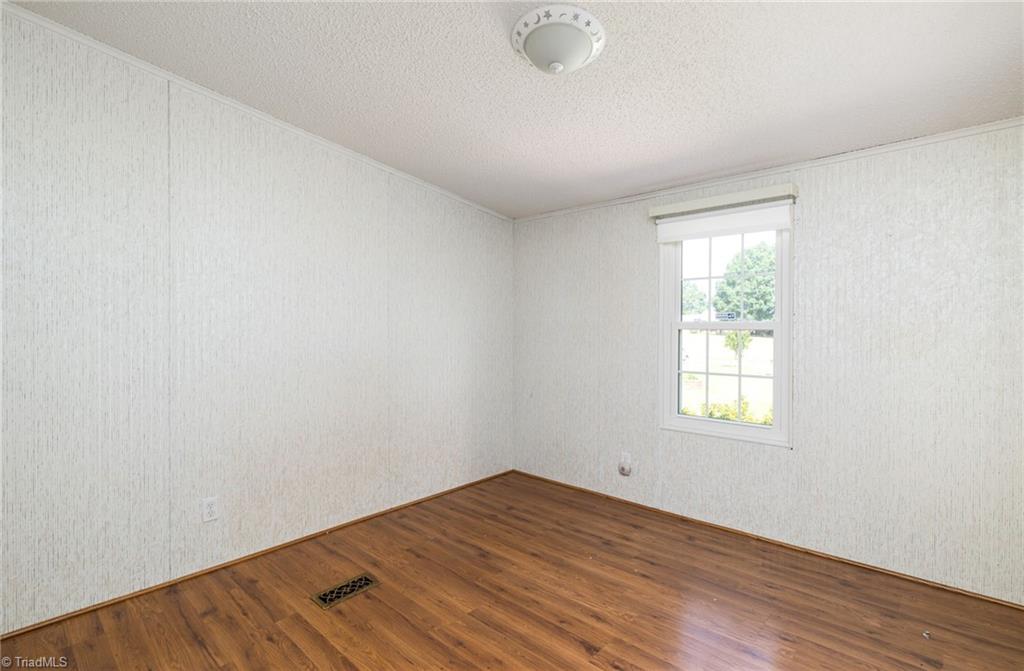 726 Spainhour Road King, NC 27021 - Photo 19 of 29 Gallery Image 19