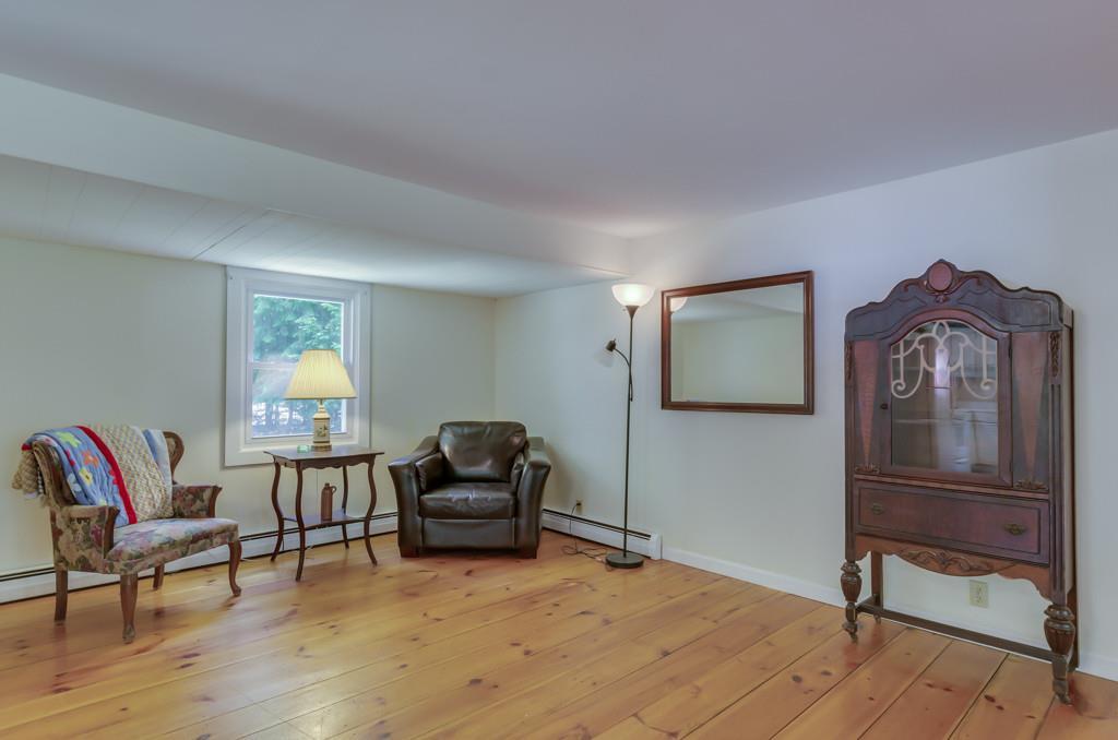 174 Yarmouth Road Gray, ME 04039 - Photo 10 of 35 Photo