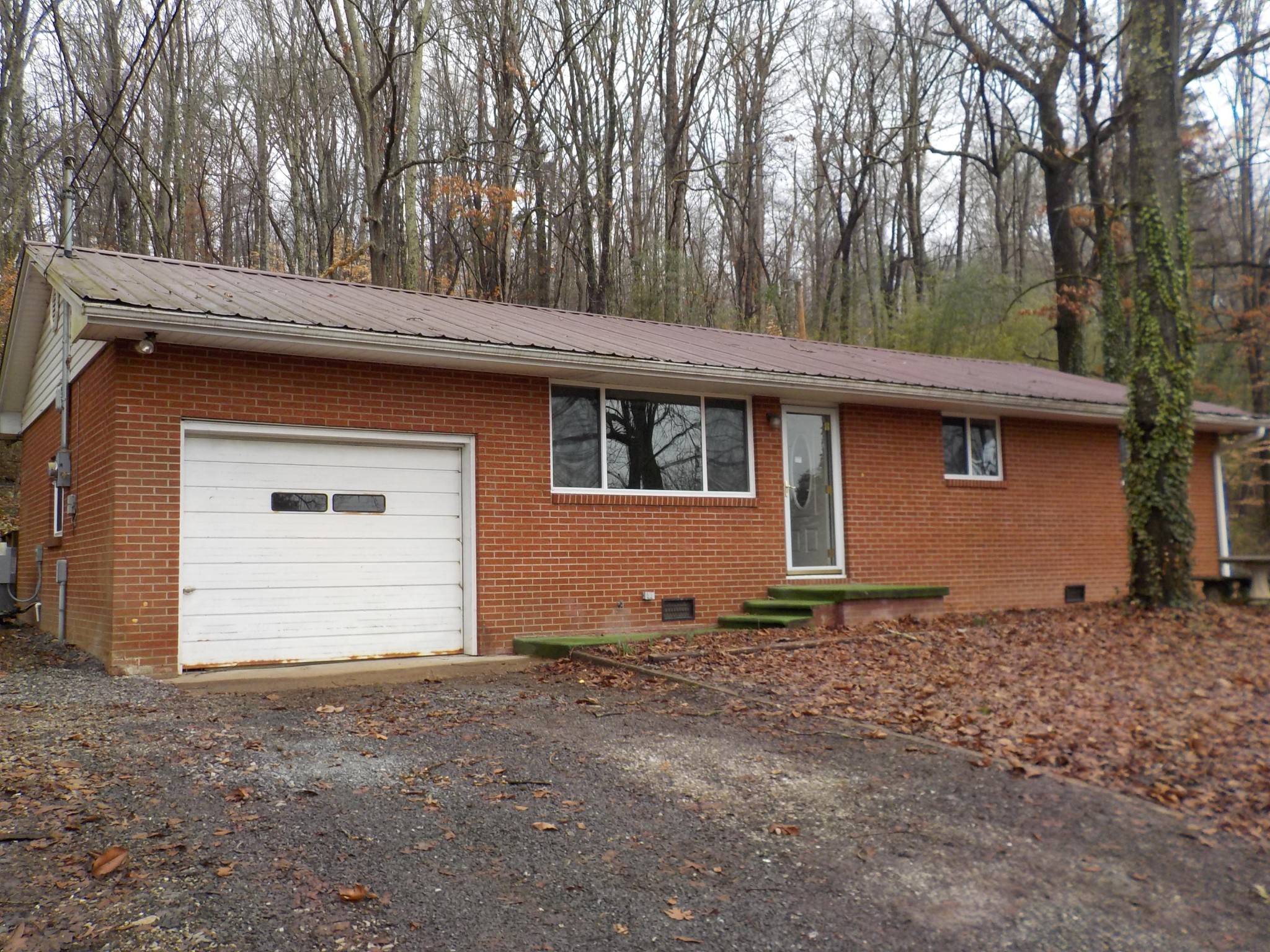 646 Edgemoor Road Powell, TN 37849 - Photo 15 of 22 a front view of house