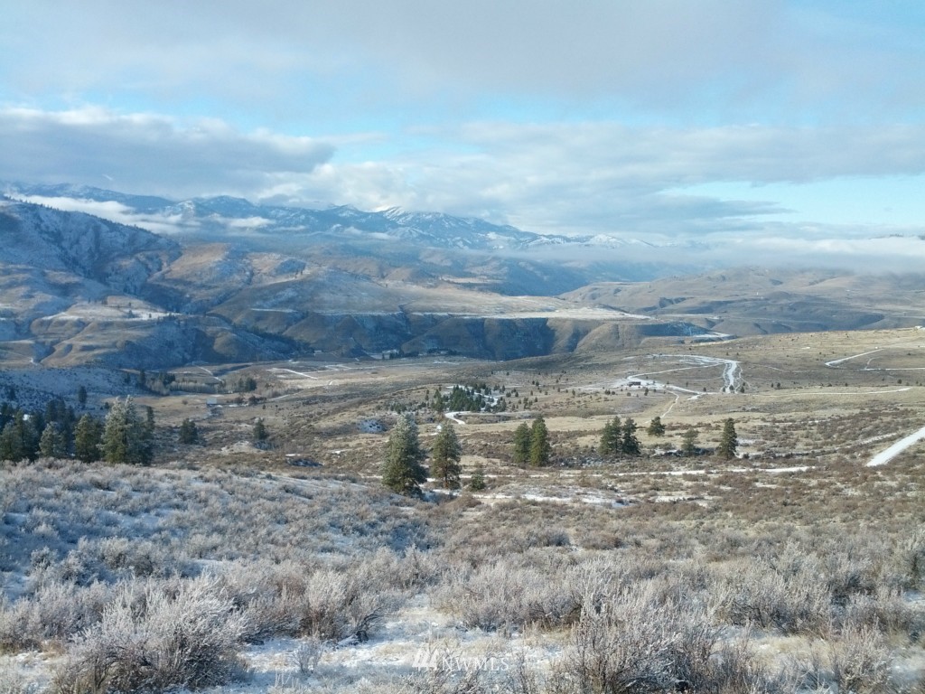 28 Cowboy Road Methow, WA 98834 - Photo 2 of 3