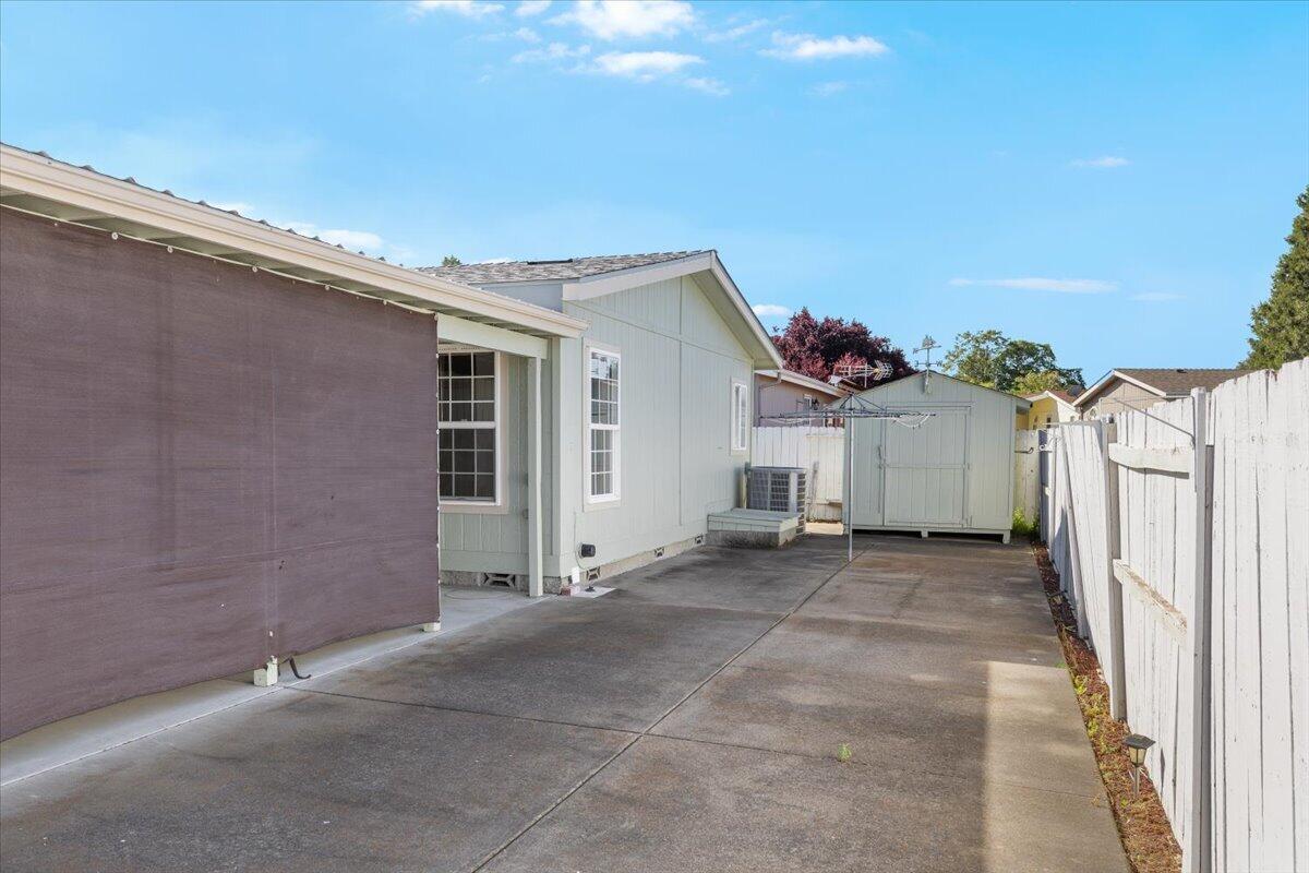 555 Freeman Road, Unit 257 Central Point, OR 97502 - Photo 23 of 26