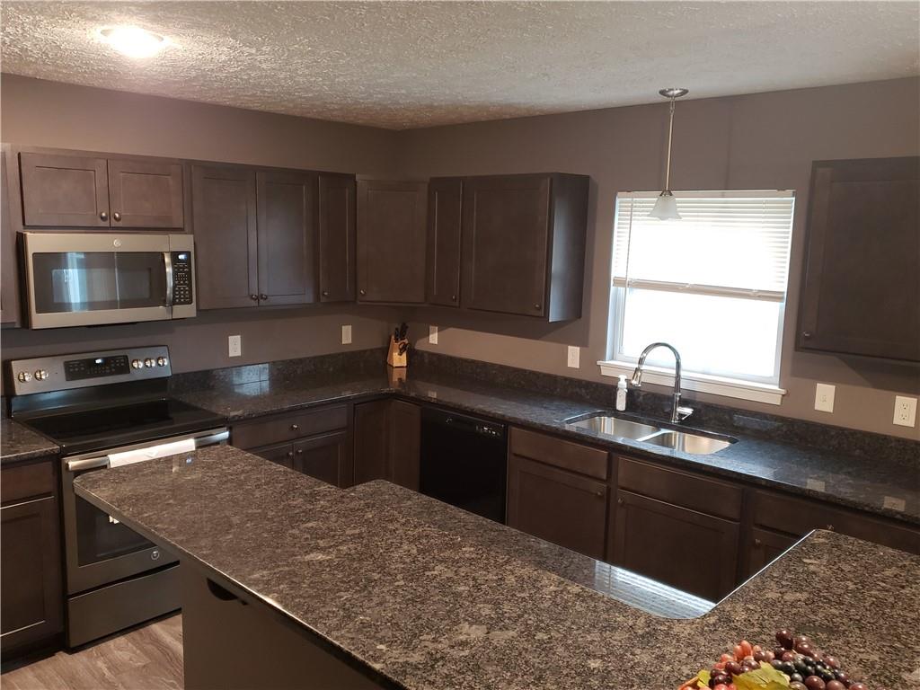 1152 Slippery Rock Road Grove City, PA 16127 - Photo 11 of 25 Gallery Image 11