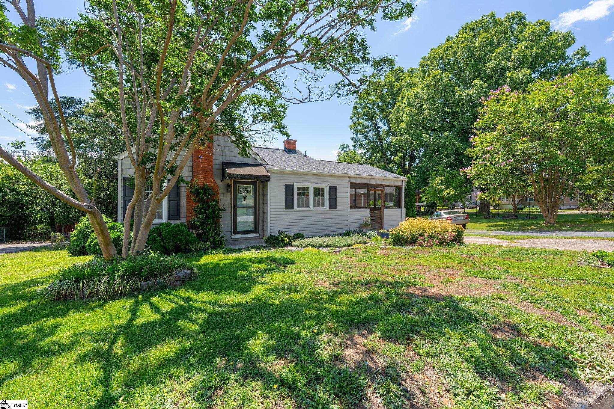 106 Morrow Street Greer, SC 29650 - Photo 2 of 28