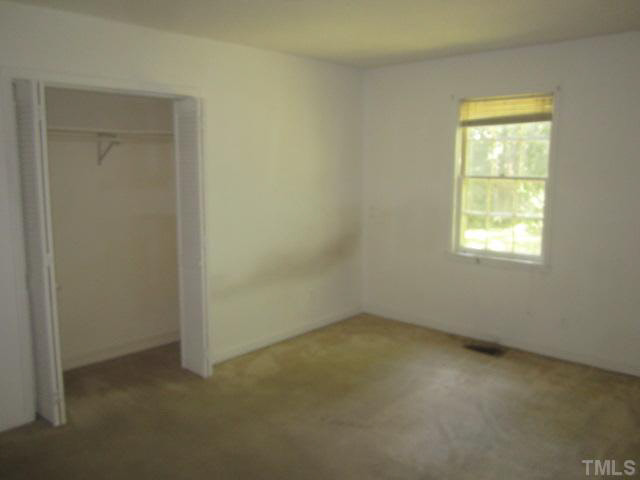 905 Cross Link Road Raleigh, NC 27610 - Photo 9 of 10