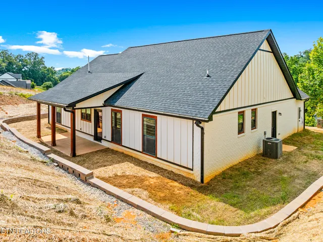 $424,900 | 3641 Atala Trail, Kodak, TN 37764