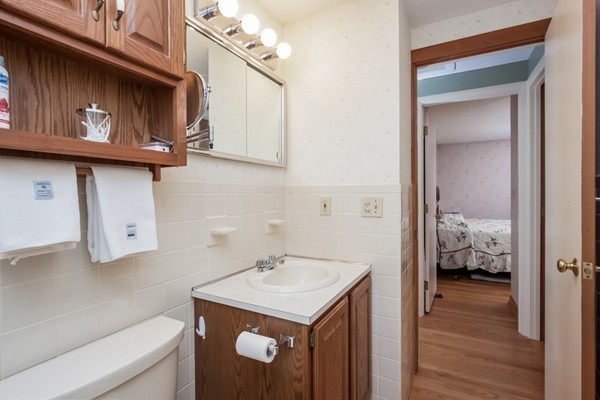 49 Hudson Street Springfield, MA 01118 - Photo 19 of 28 Gallery Image 19