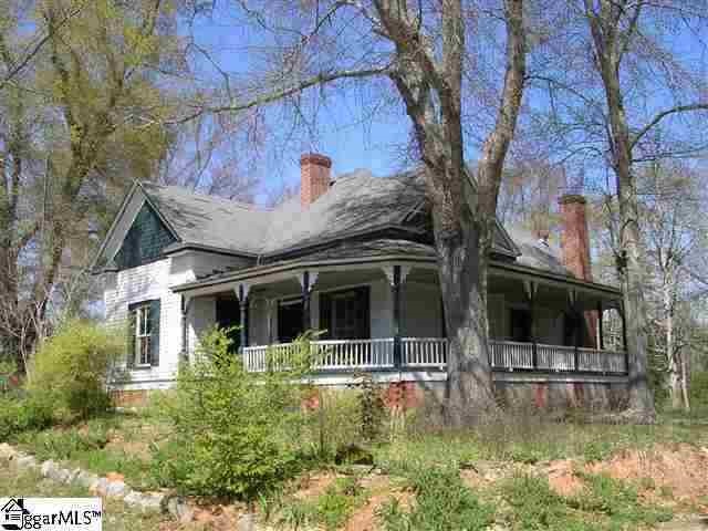 568 Main Street Lowndesville, SC 29655 - Photo 3 of 25