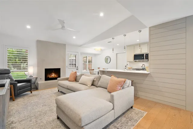 $639,000 | 2611 Coatbridge Drive, Austin, TX 78745