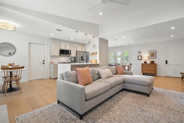 $639,000 | 2611 Coatbridge Drive, Austin, TX 78745