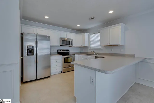 $299,900 | 211 Cassidy Court, Simpsonville, SC 29680