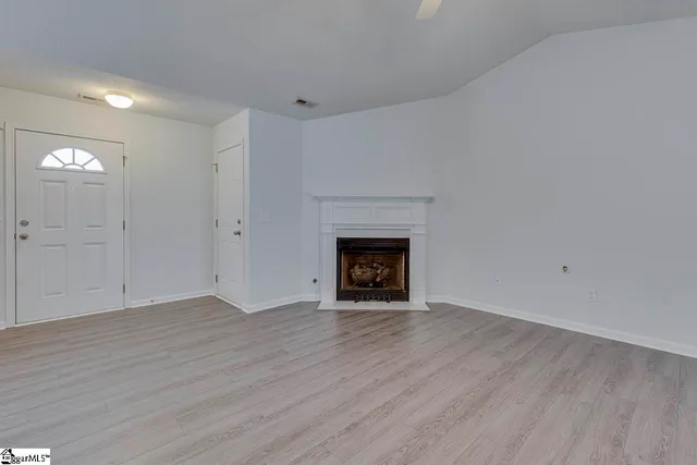 $299,900 | 211 Cassidy Court, Simpsonville, SC 29680