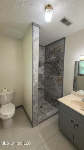 $199,900 | 595 Swaney Drive, Holly Springs, MS 38635