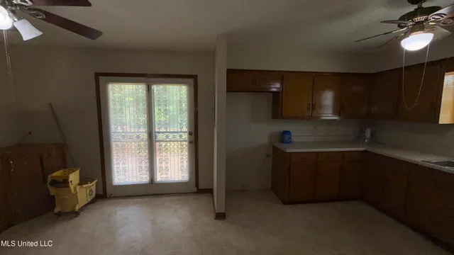 $199,900 | 595 Swaney Drive, Holly Springs, MS 38635