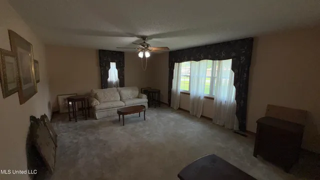 $199,900 | 595 Swaney Drive, Holly Springs, MS 38635