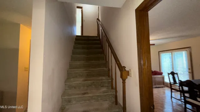 $199,900 | 595 Swaney Drive, Holly Springs, MS 38635