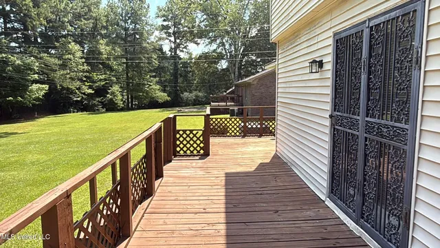 $199,900 | 595 Swaney Drive, Holly Springs, MS 38635