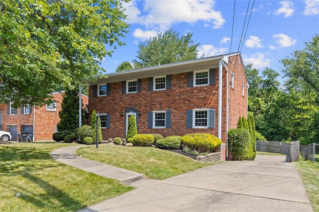 217 Lytton Road Coraopolis, PA 15108 - Photo 2 of 44