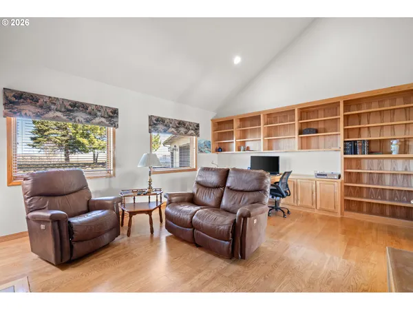 $650,000 | 60111 Stock Drive Road, Heppner, OR 97836