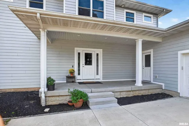 $675,000 | 20830 270th Street, Eldridge, IA 52748