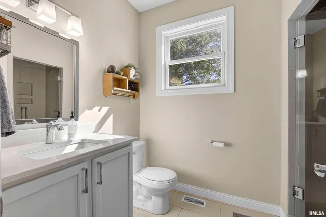 $675,000 | 20830 270th Street, Eldridge, IA 52748