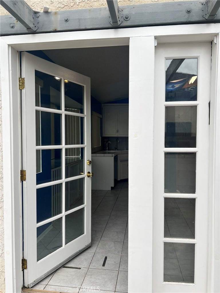 3607 Apollo Avenue Palmdale, CA 93550 - Photo 15 of 17 a view of a walk in closet