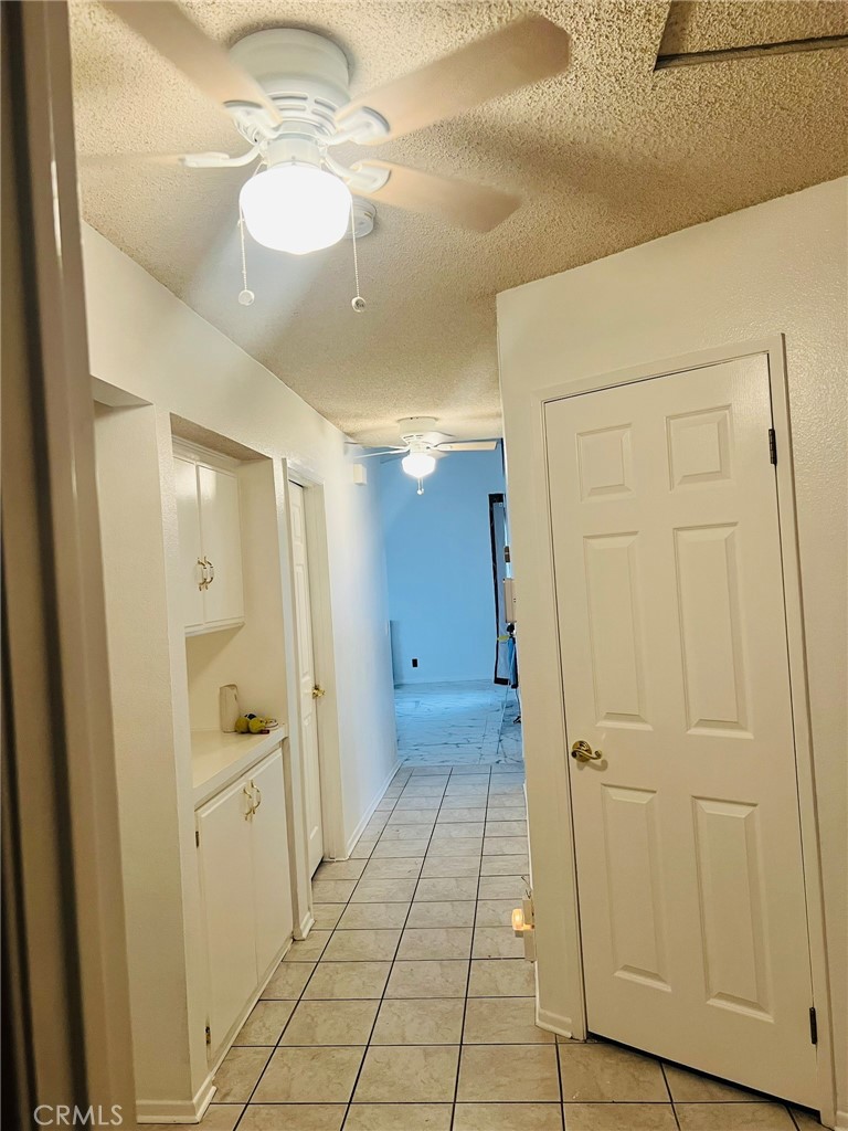 3607 Apollo Avenue Palmdale, CA 93550 - Photo 3 of 17 a view of a hallway