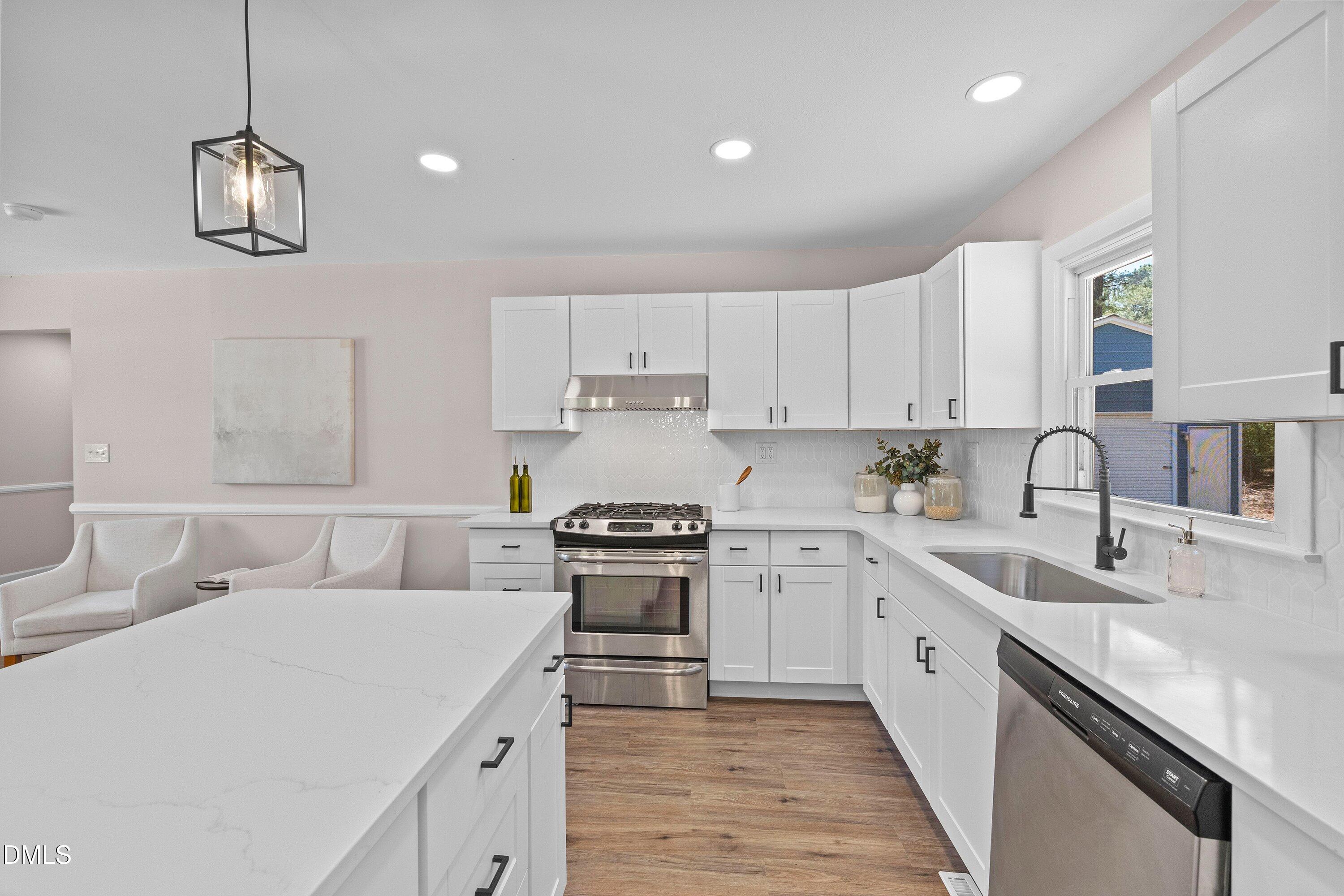 118 Temple Lane Durham, NC 27713 - Photo 19 of 44 Kitchen