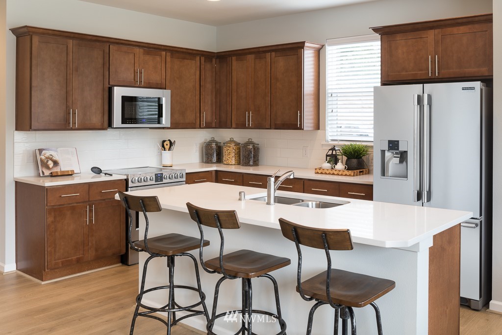 8214 South 132nd Street Seattle, WA 98178 - Photo 2 of 15