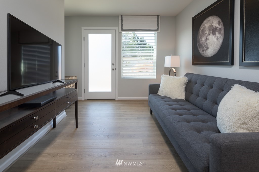8214 South 132nd Street Seattle, WA 98178 - Photo 12 of 15