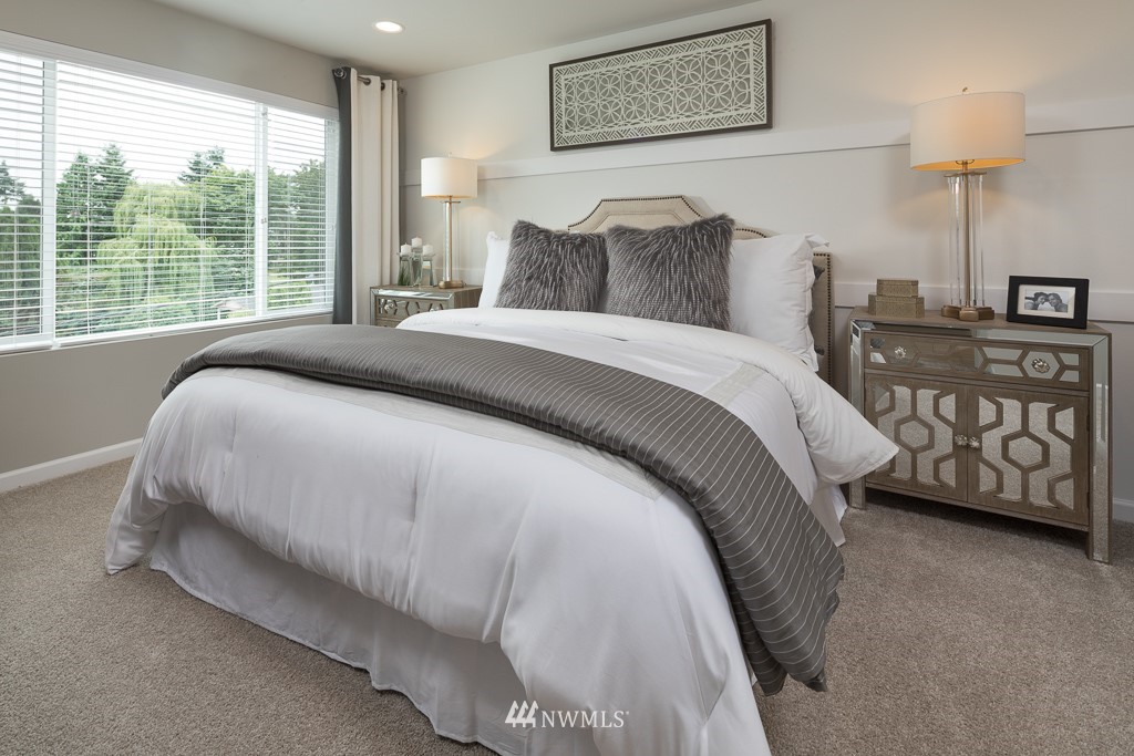 8214 South 132nd Street Seattle, WA 98178 - Photo 6 of 15