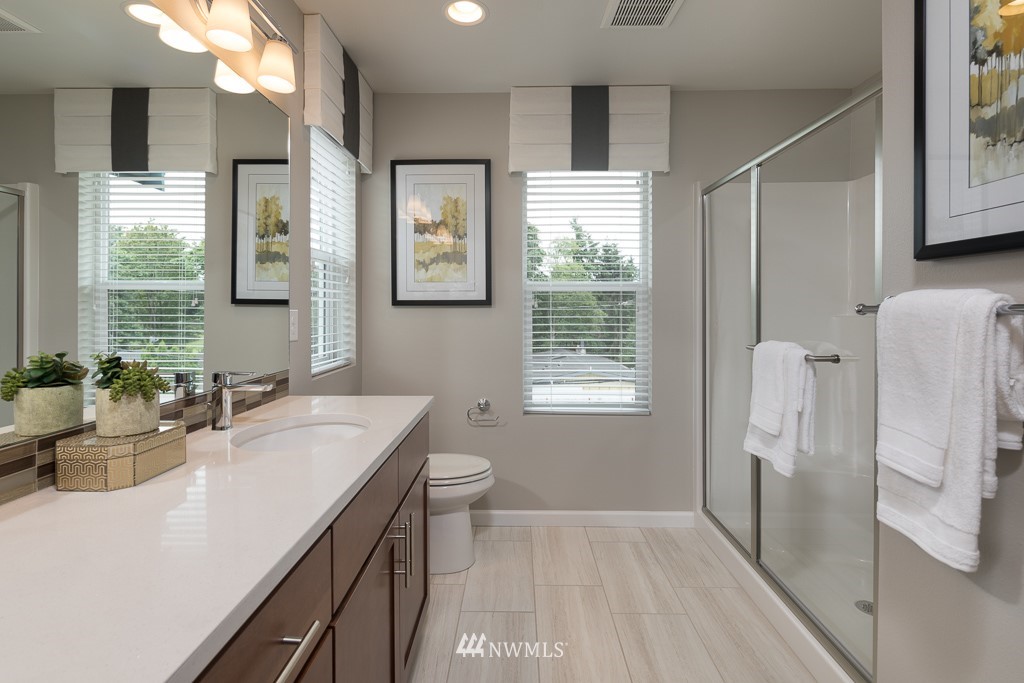 8214 South 132nd Street Seattle, WA 98178 - Photo 7 of 15