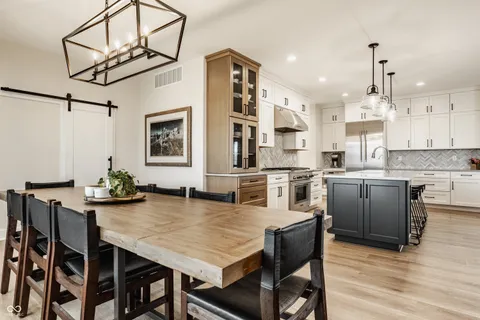 $1,550,000 | 8095 Melbourne Place, Zionsville, IN 46077