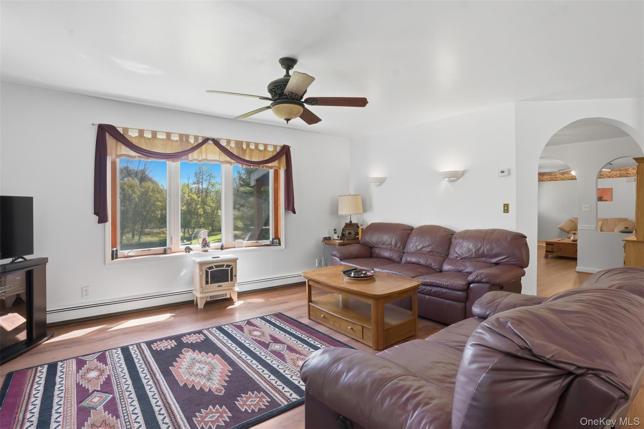 299 Diddell Road Poughkeepsie, NY 12603 - Photo 7 of 31