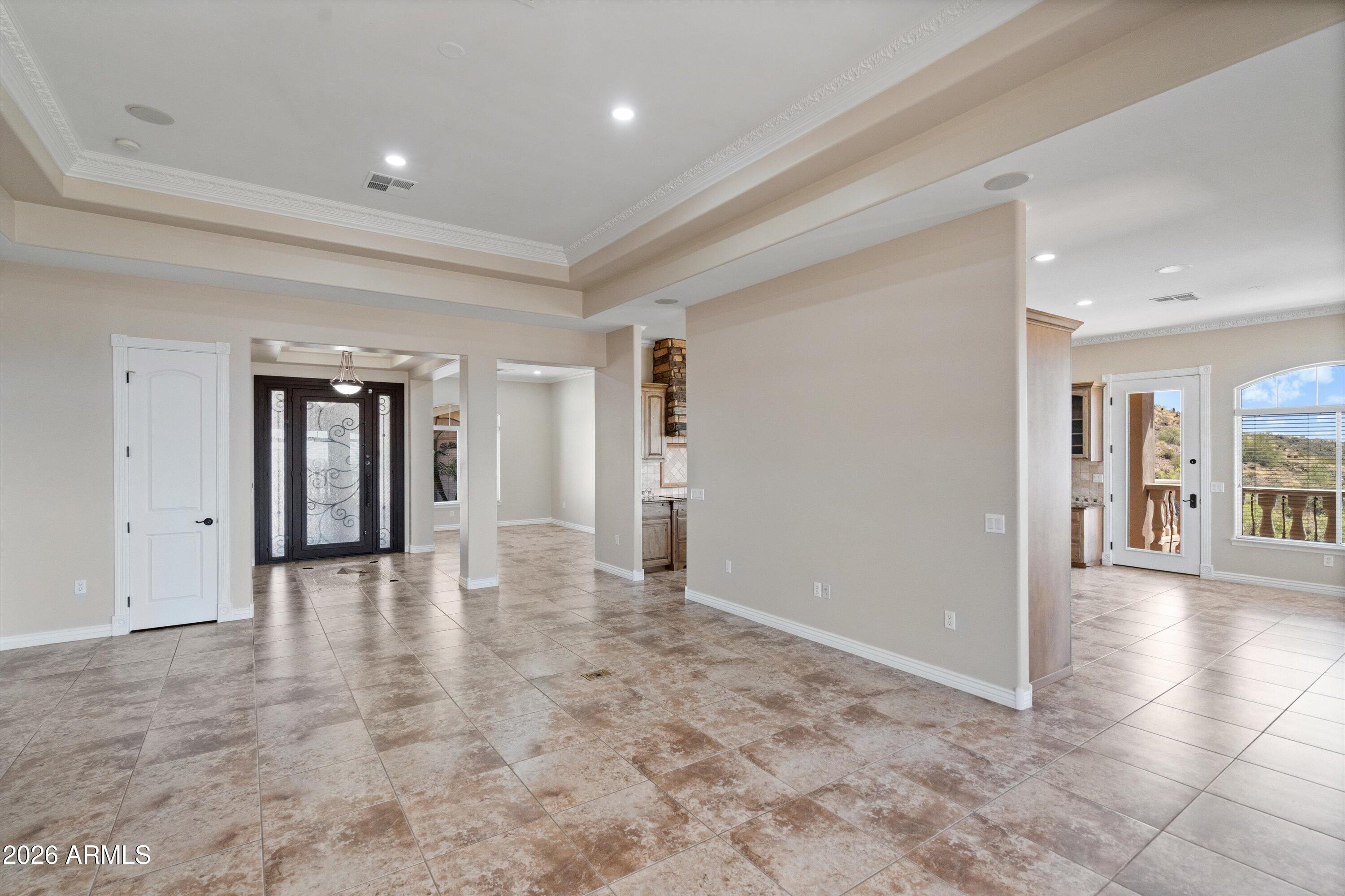 619 East Briles Road Phoenix, AZ 85085 - Photo 16 of 106 017-Family Room to Kitchen
