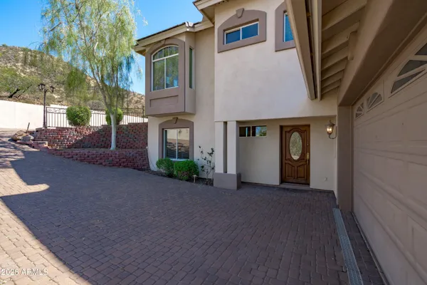 $1,995,000 | 619 East Briles Road, Phoenix, AZ 85085