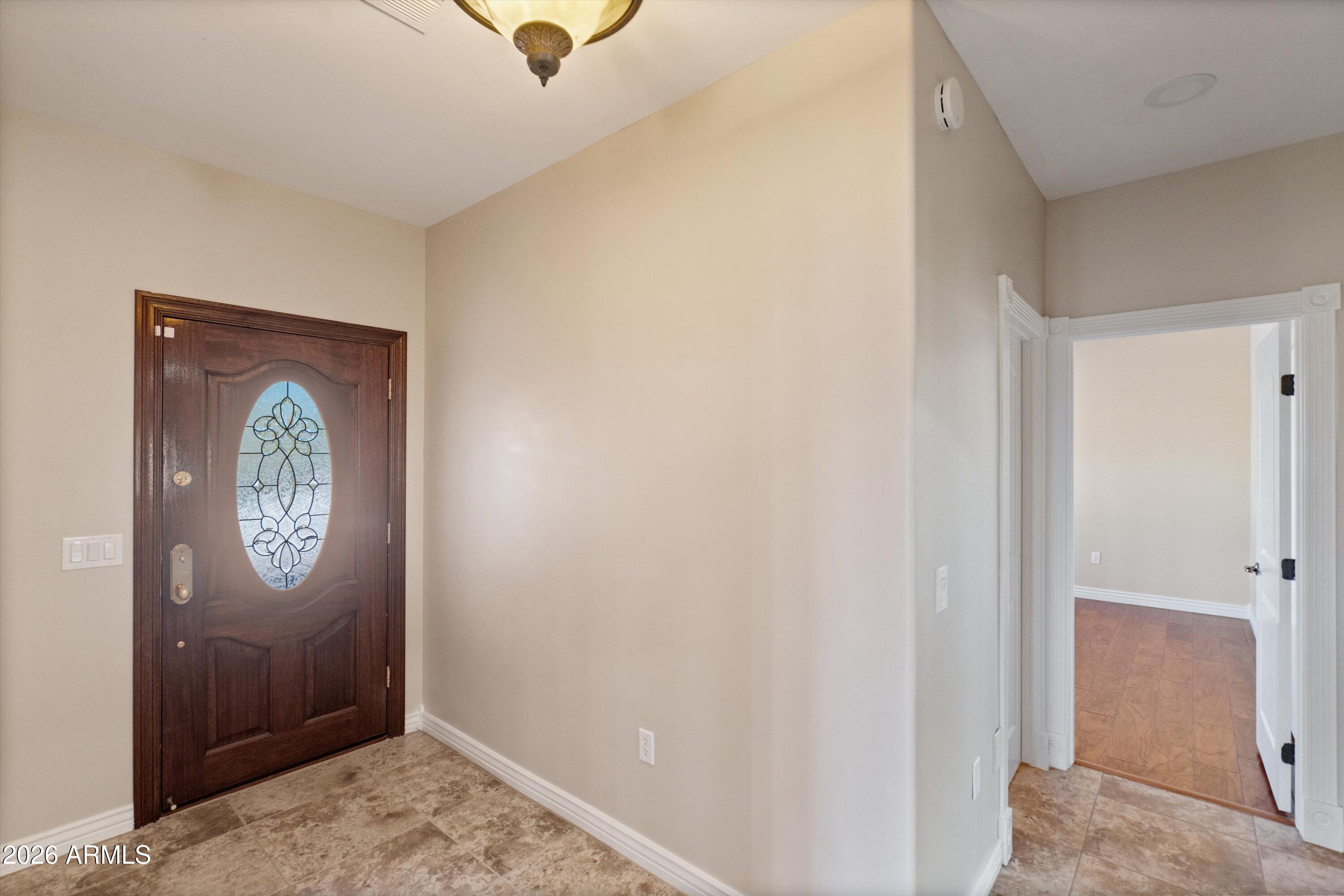 619 East Briles Road Phoenix, AZ 85085 - Photo 59 of 106 060-Lower Unit Entry