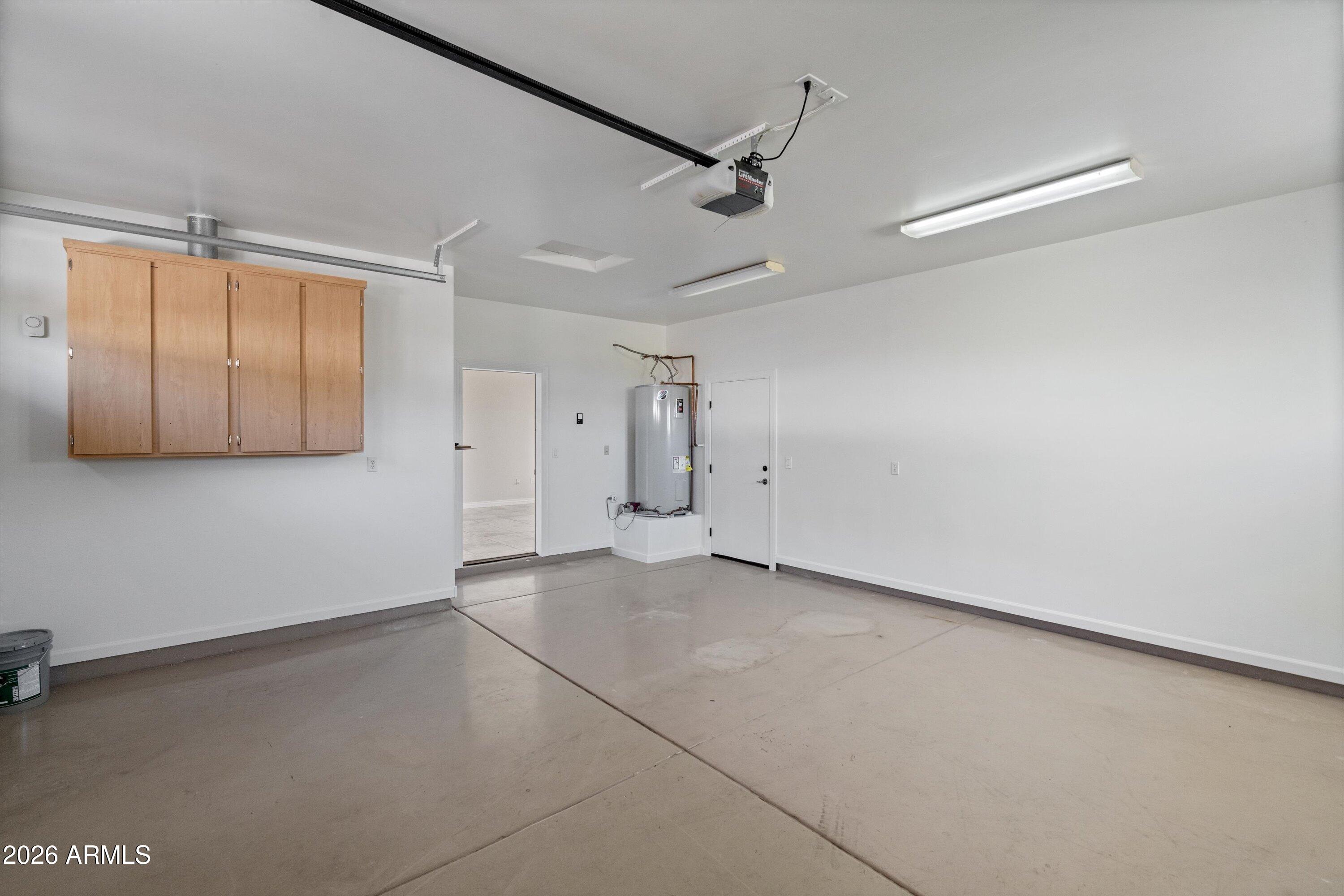 619 East Briles Road Phoenix, AZ 85085 - Photo 83 of 107 083-Lower Unit Garage