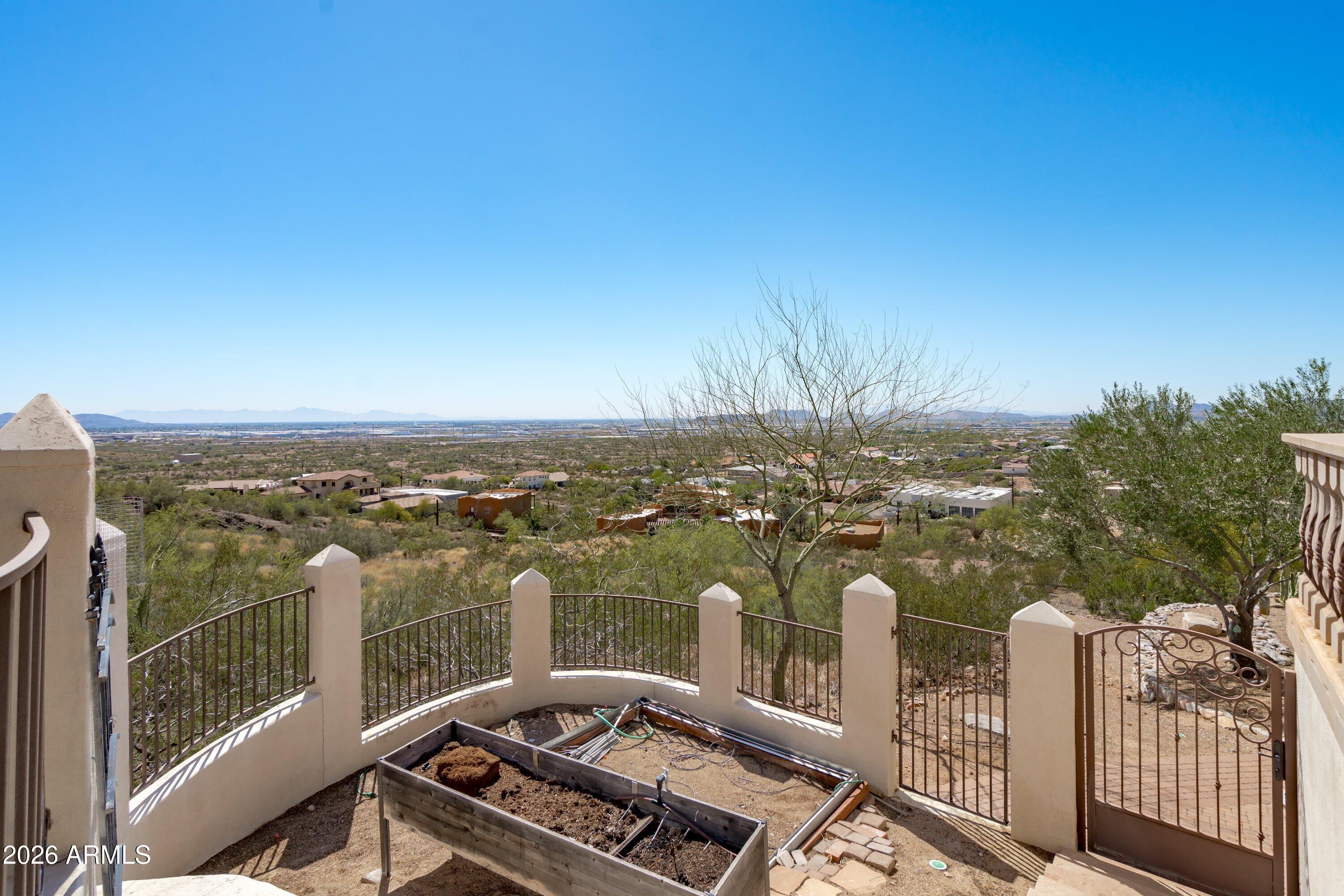 619 East Briles Road Phoenix, AZ 85085 - Photo 89 of 106 090-Garden Area
