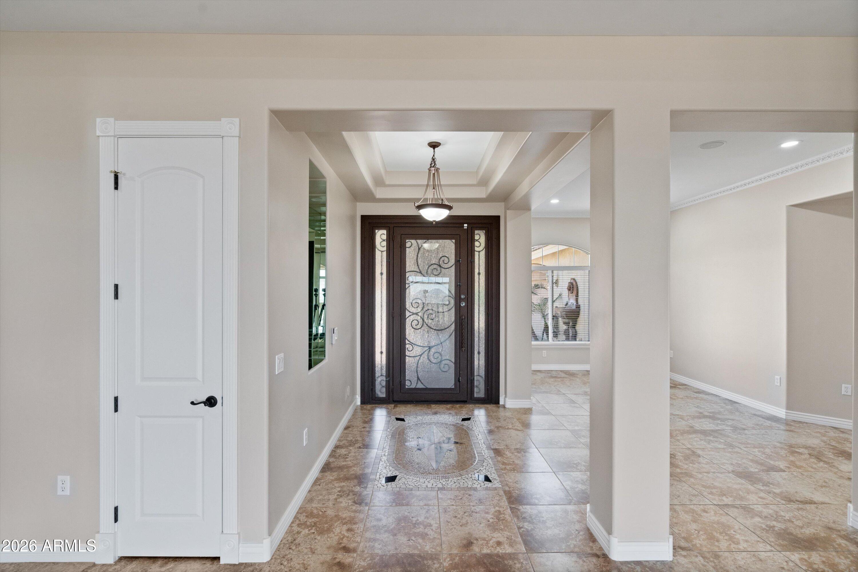 619 East Briles Road Phoenix, AZ 85085 - Photo 9 of 106 010-Entryway