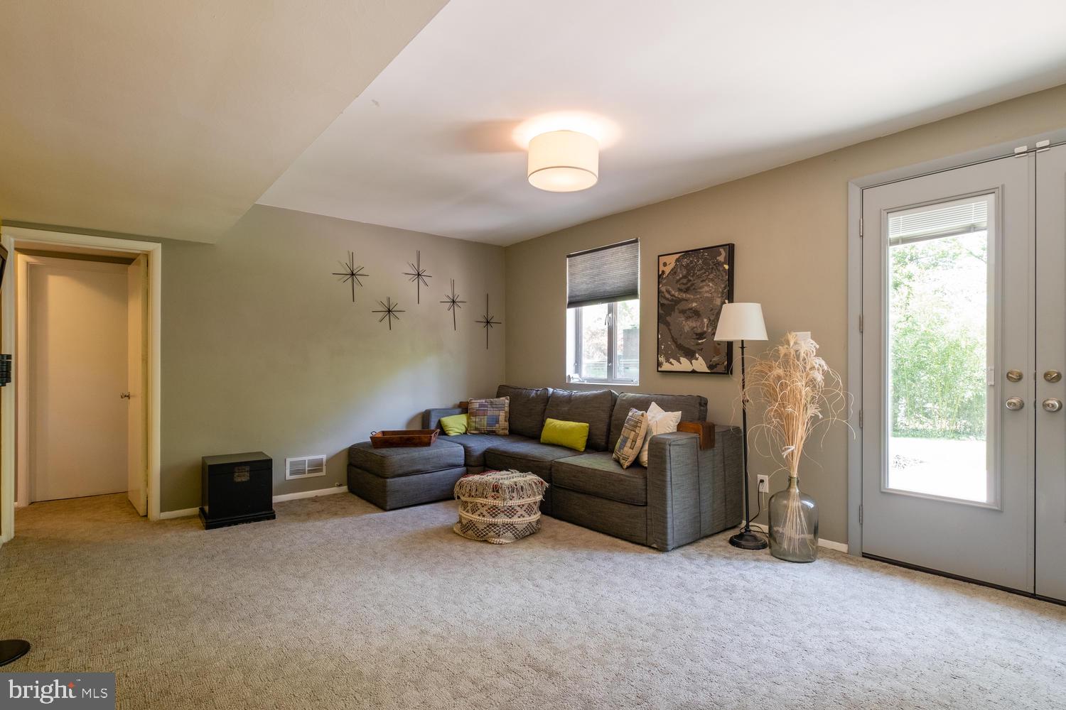 3413 Annandale Road Annandale, VA 22003 - Photo 24 of 31