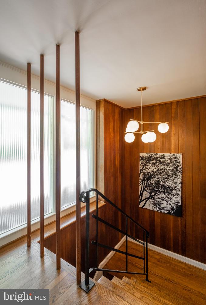 3413 Annandale Road Annandale, VA 22003 - Photo 6 of 31