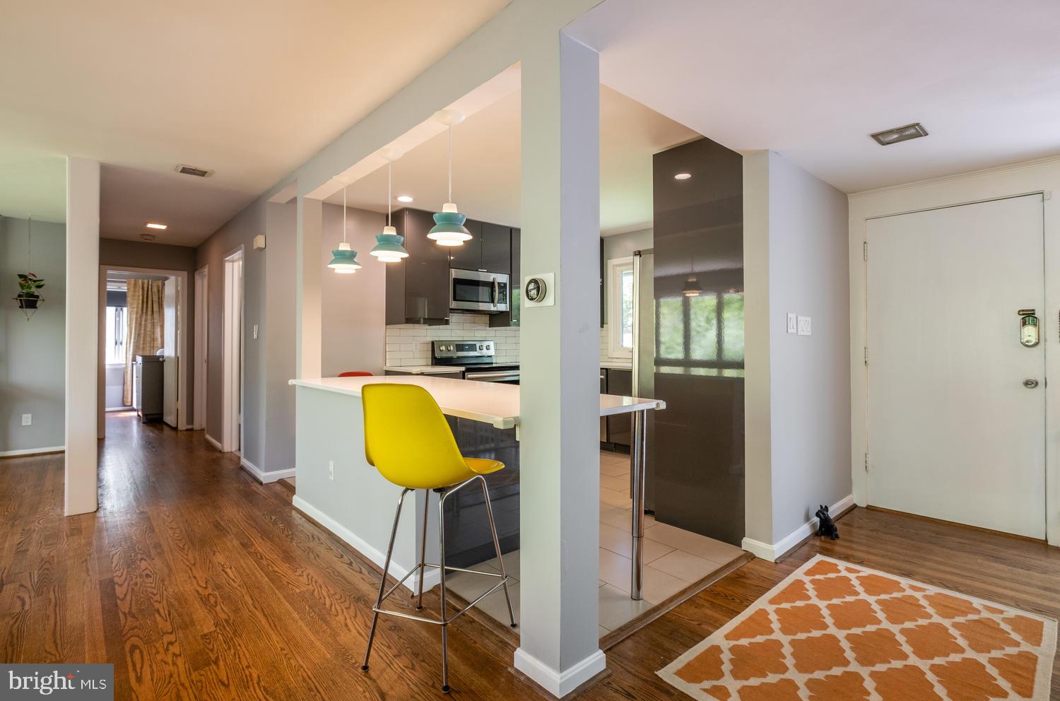 3413 Annandale Road Annandale, VA 22003 - Photo 7 of 31