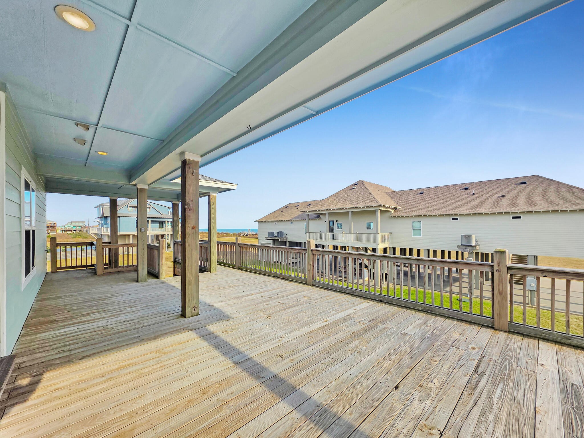 832 South East Road Crystal Beach, TX 77650 - Photo 23 of 50