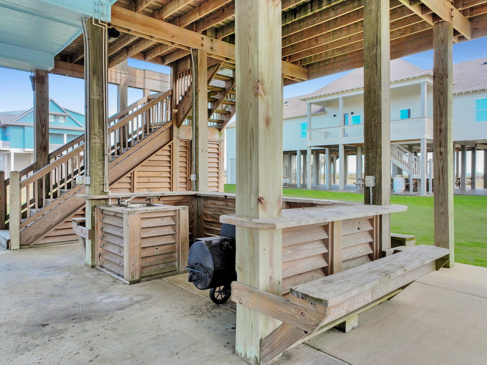 832 South East Road Crystal Beach, TX 77650 - Photo 31 of 50