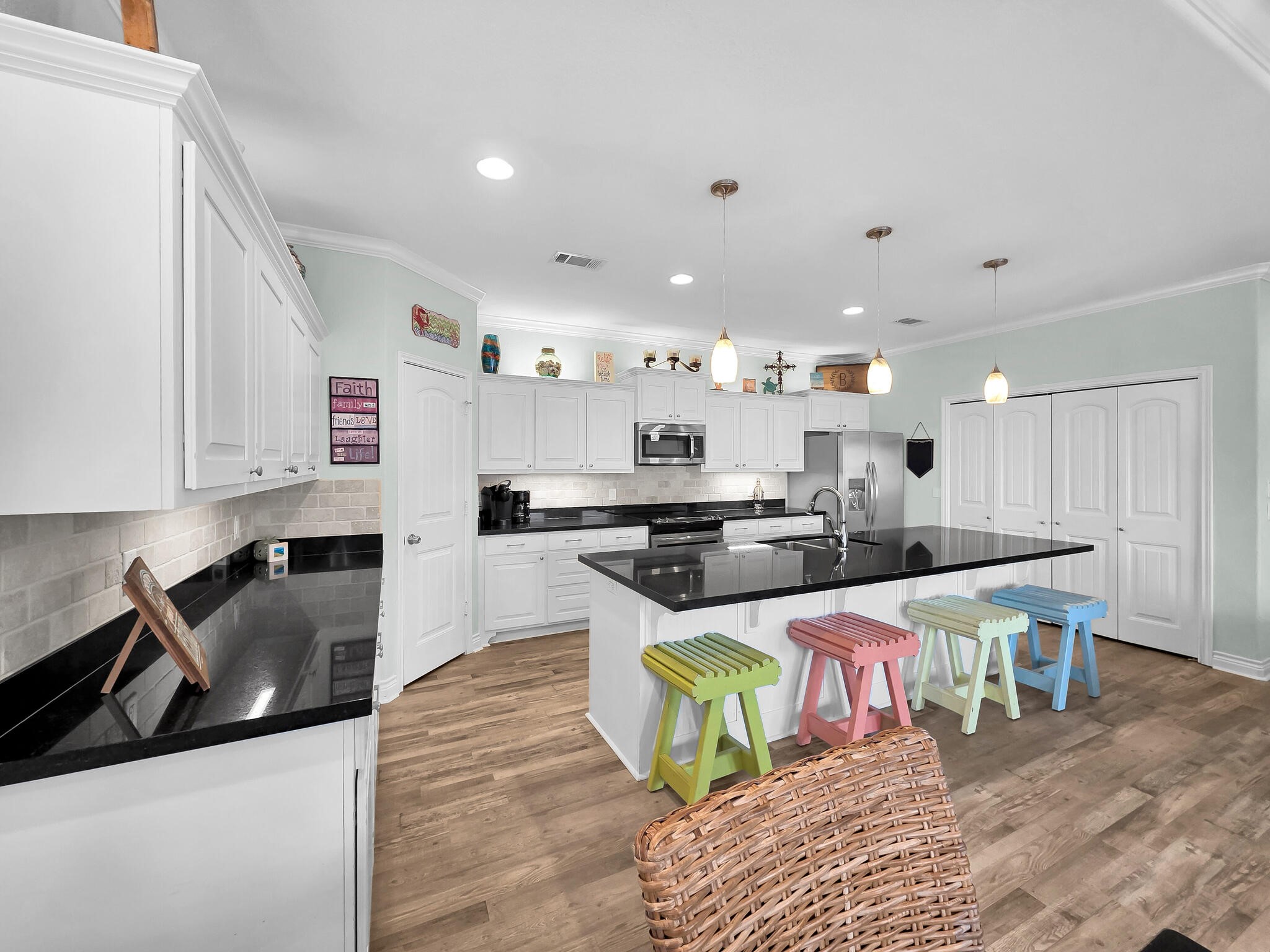 832 South East Road Crystal Beach, TX 77650 - Photo 34 of 50