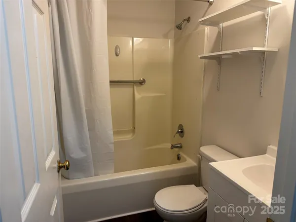 $540,000 | 2081 North Whisnant Avenue, Newton, NC 28658