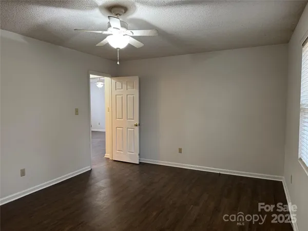 $540,000 | 2081 North Whisnant Avenue, Newton, NC 28658